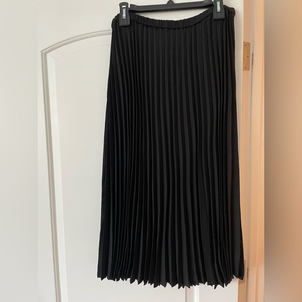 Halogen Black Pleated Midi Skirt women’s large